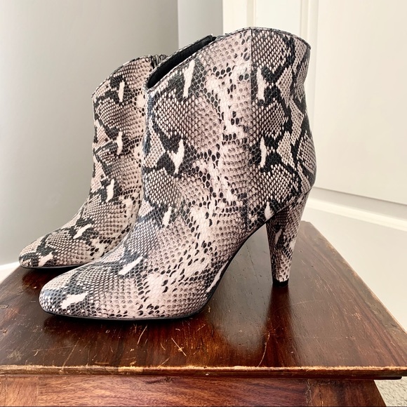 Halogen Shoes - Halogen Python printed leather booties